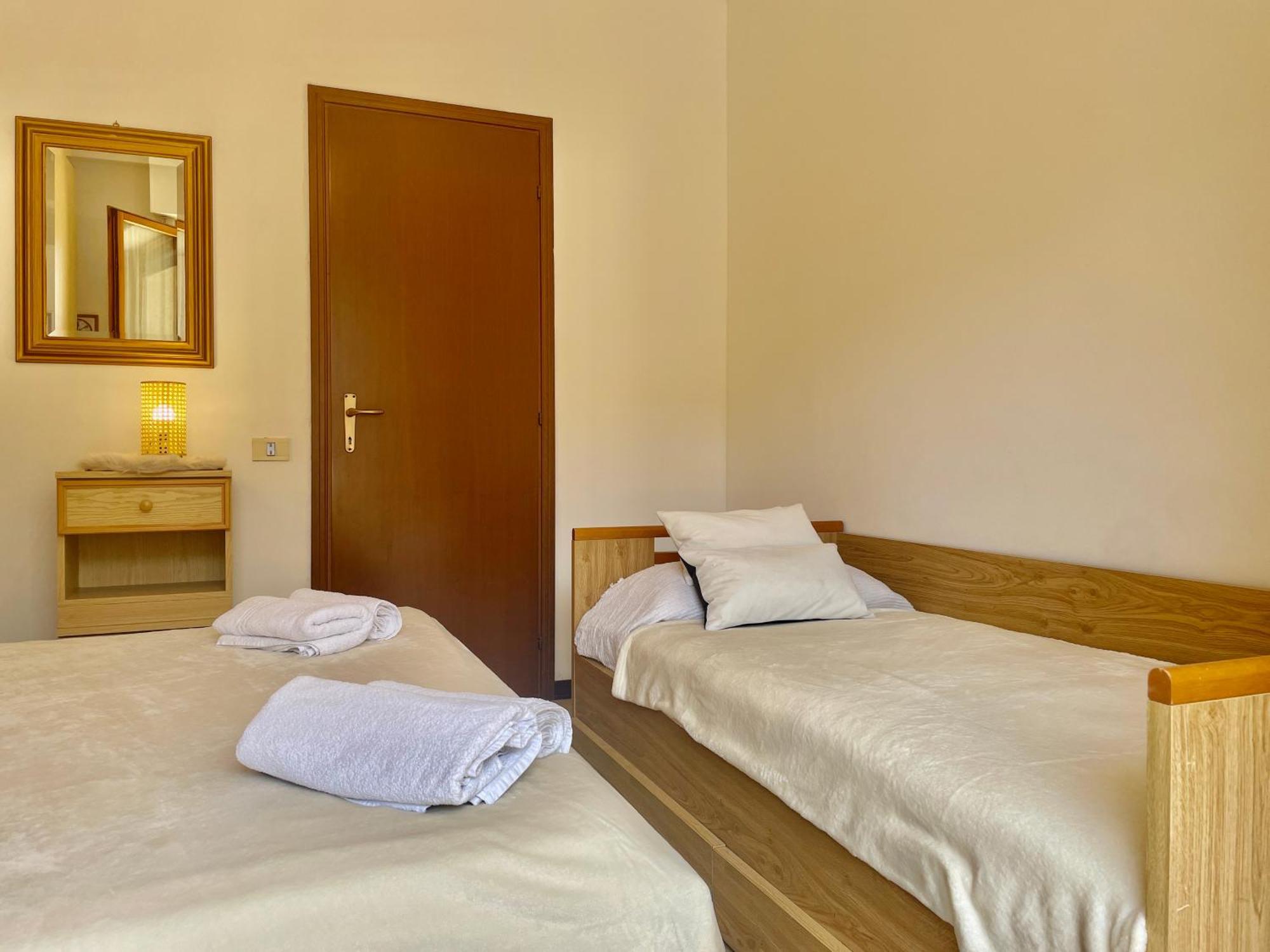 2 Locali A 600 Mt Dal Mare - Free Parking Apartment Ceriale Bagian luar foto